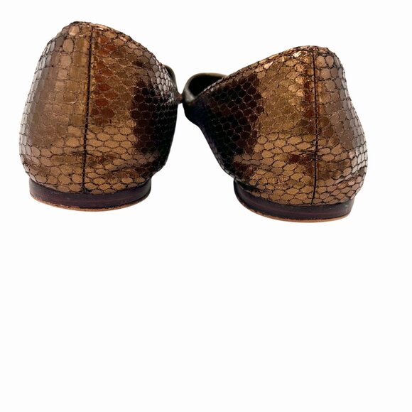 NINE WEST METALLIC BRONZE SNAKE LEATHER POINTED TOE FLATS - 6M - Picture 7 of 9